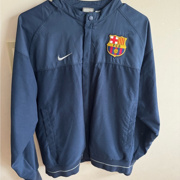 Nike FC Barcelona Vintage Navy Lightweight Jacket - Picture 1 of 9